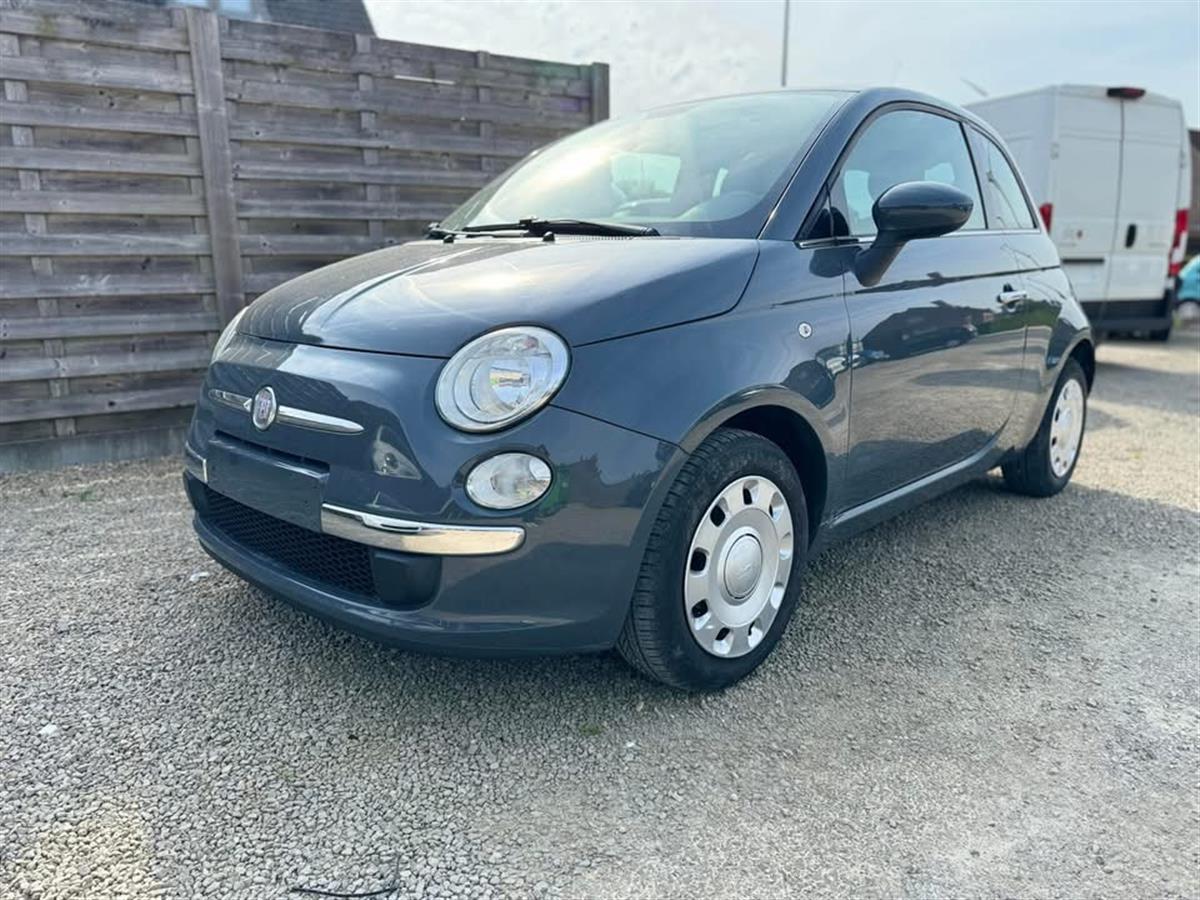 Fiat 500 Lounge slechts 98000km met garantie