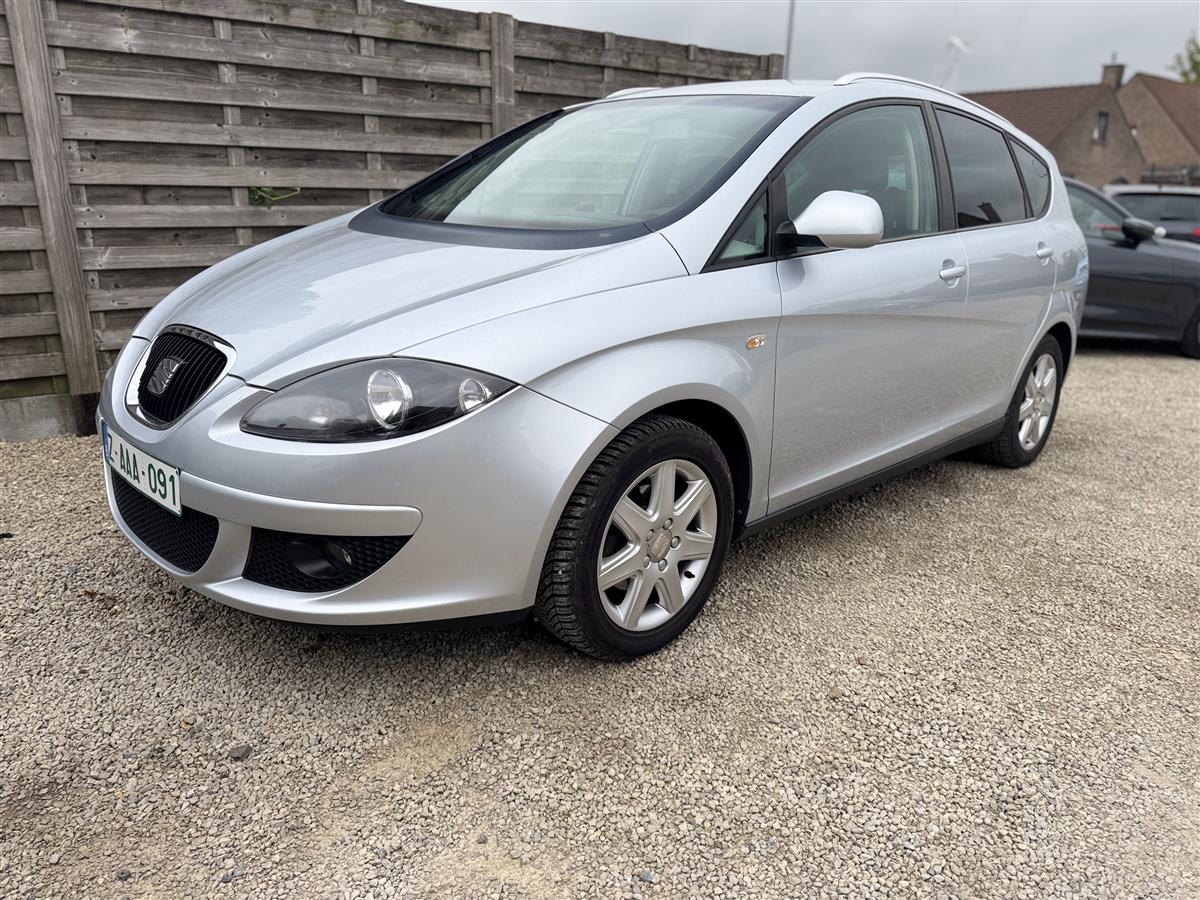 Seat Altea XL benzine grote gezinswagen met garantie