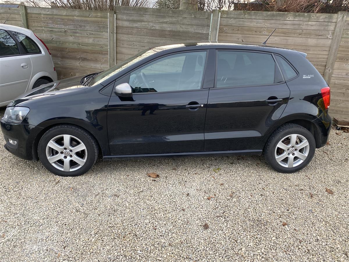 Volkswagen polo black edition