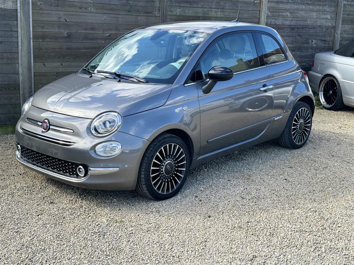 Fiat 500 lounge lederen interieur pano dak airco velgen enzz met garantie