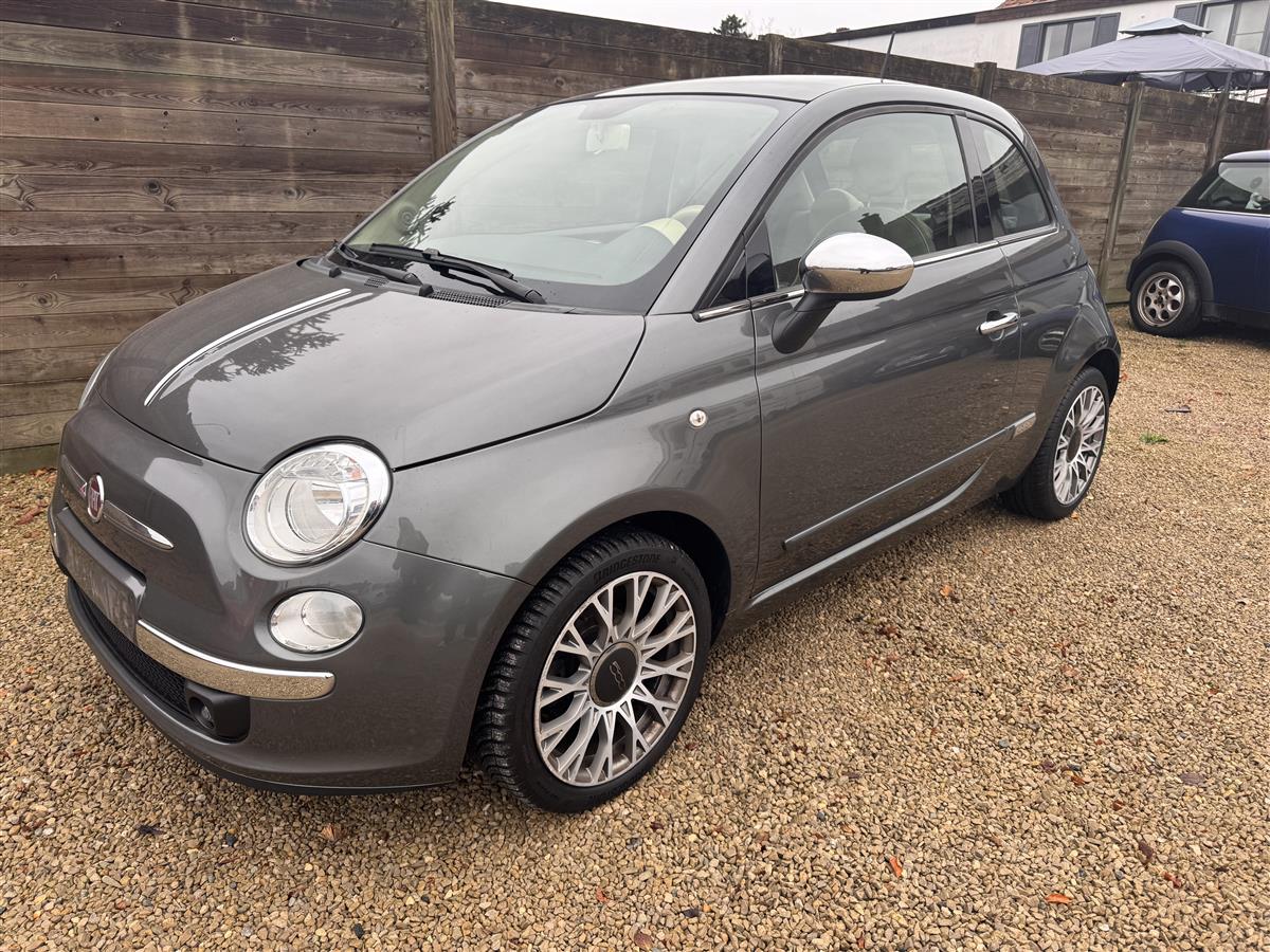 Fiat 500 Lounge benzine 98000km met garantie